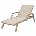 Liegestuhl 190 x 65 x 95 cm Beige Metall mit Holzarmlehnen verstellbar für Garten und Terrasse
